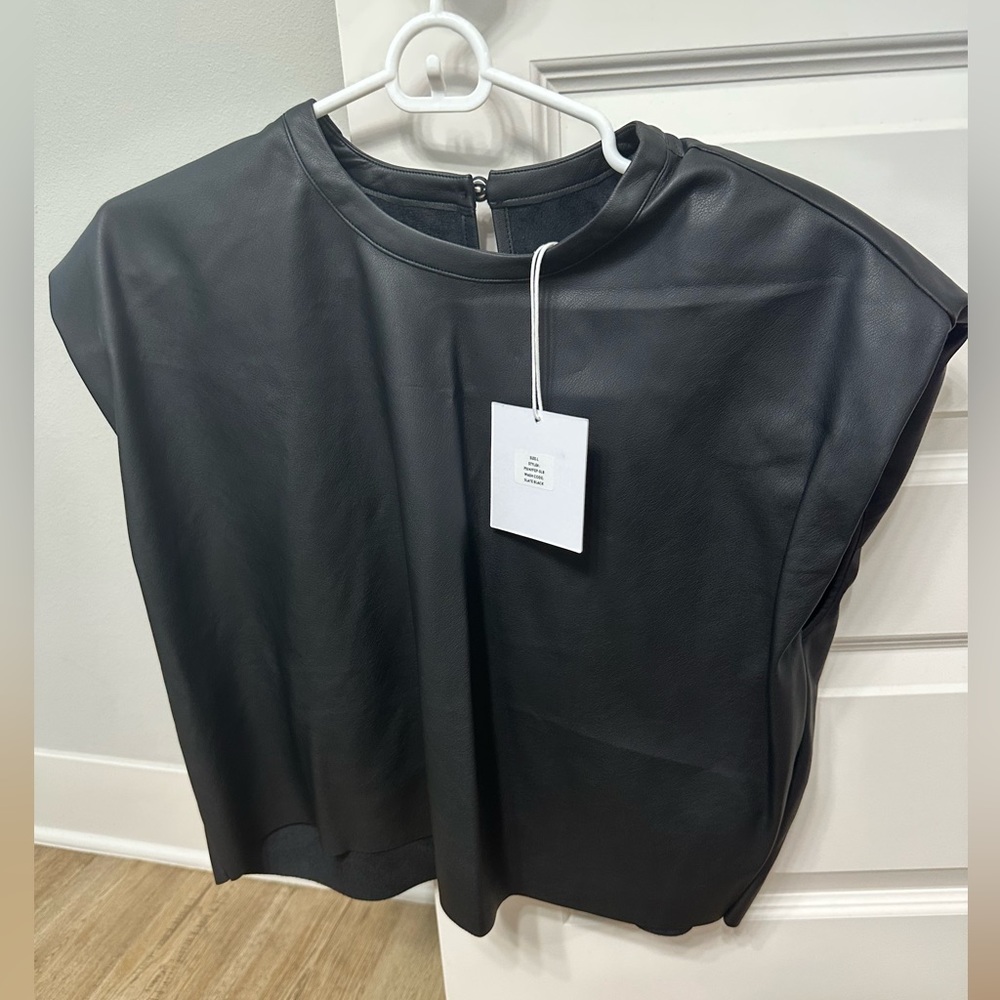 NWT Pistola leather crop tee